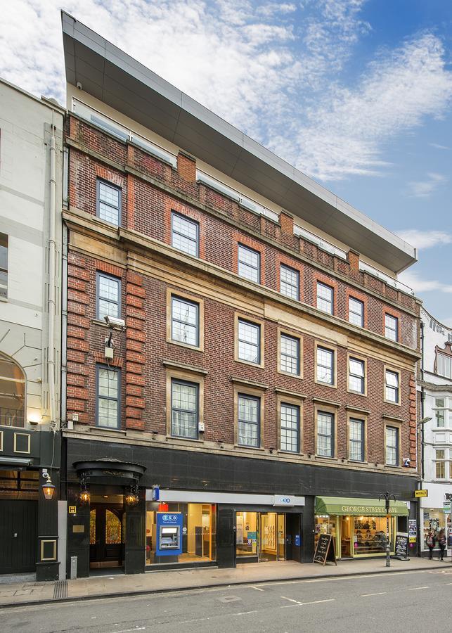 The George Street Hotel Oxford Dış mekan fotoğraf The former department store, now apartments